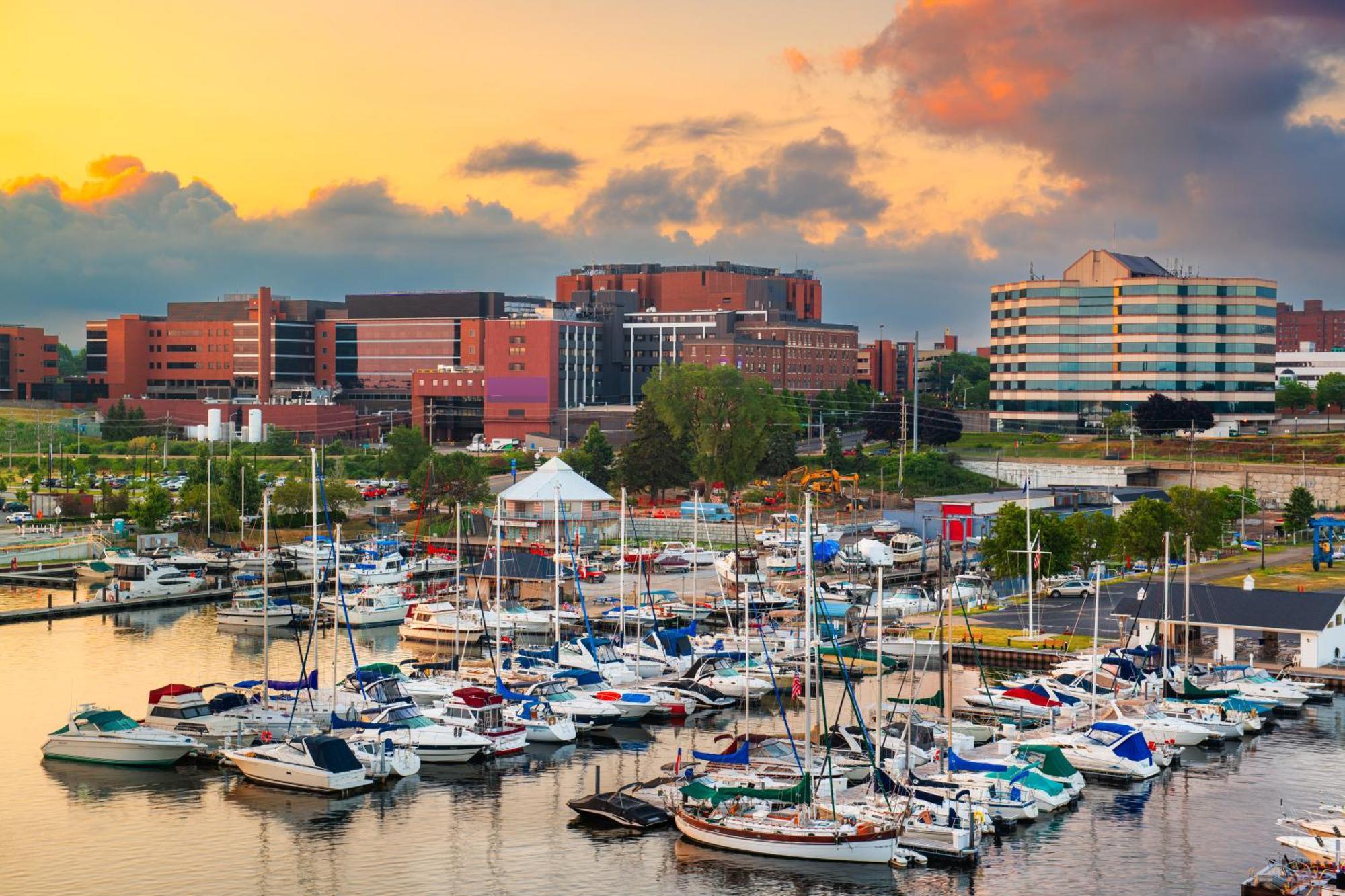 Hotel Courtyard By Marriott Erie Bayfront Exterior foto